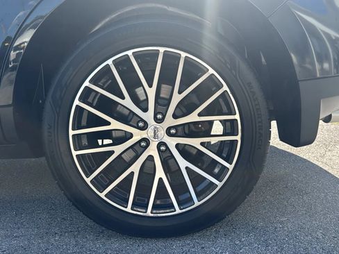 Used 2012 Lincoln MKX FWD w/ Wood Pkg image 39