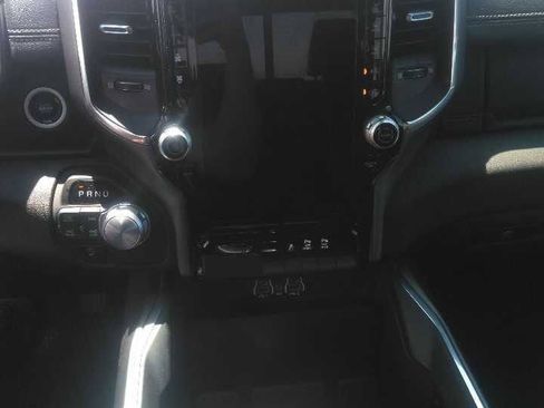 Used 2025 RAM 1500 Laramie AWD/4WD image 6