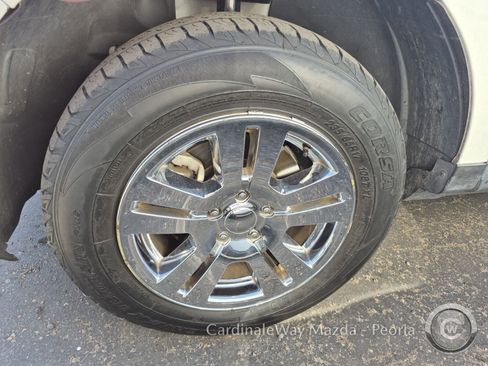 Used 2011 Ford Edge SE FWD image 7