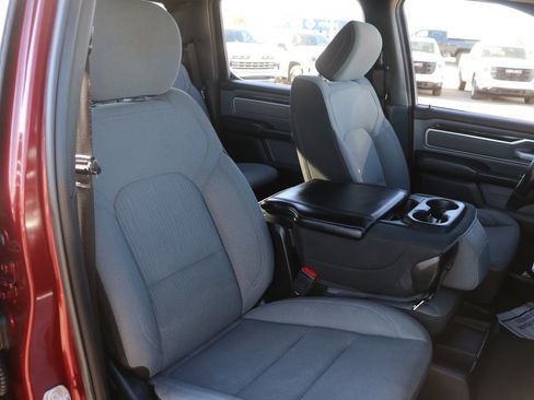 Used 2021 RAM 1500 Big Horn image 33