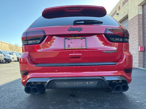 Used 2018 Jeep Grand Cherokee Trackhawk AWD/4WD image 30