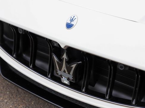 Used 2024 Maserati GranTurismo Trofeo AWD/4WD image 42