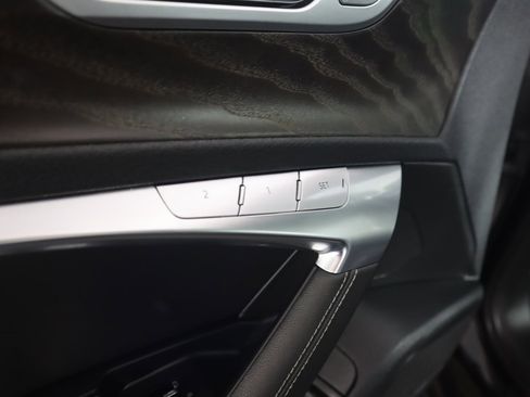 Used 2021 Audi A6 Premium Plus w/ Premium Plus Package image 42