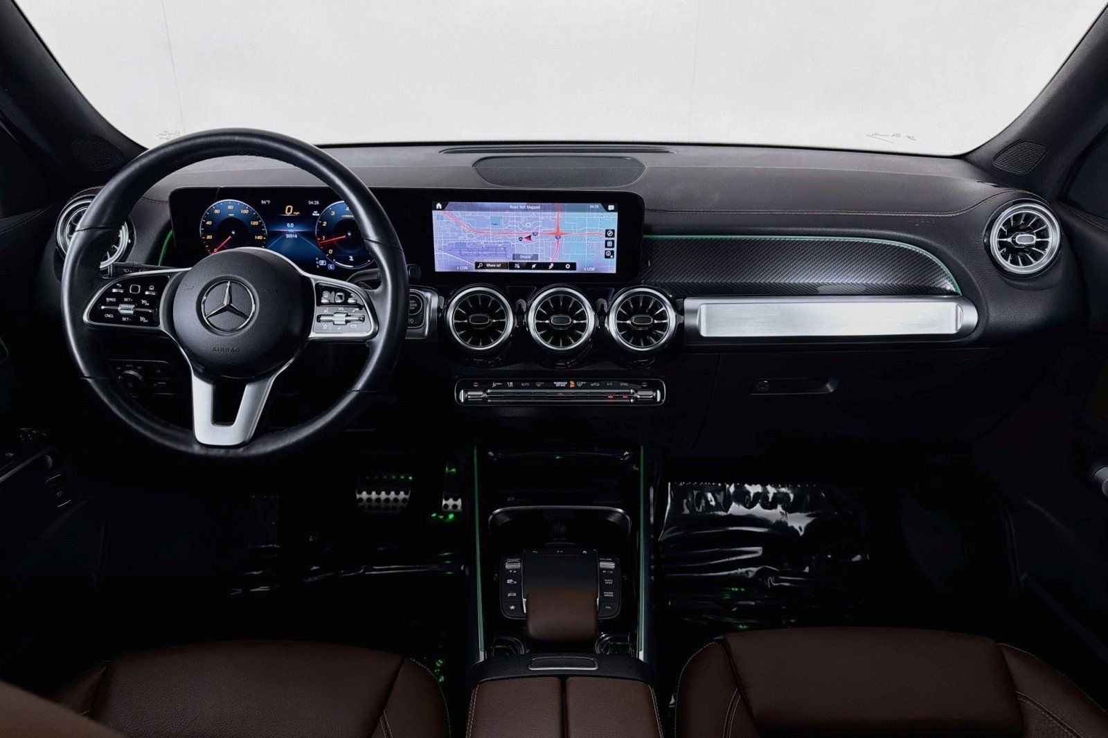 Used 2023 Mercedes-Benz GLB 250 image 4