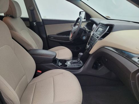 Used 2018 Hyundai Santa Fe Sport FWD image 21