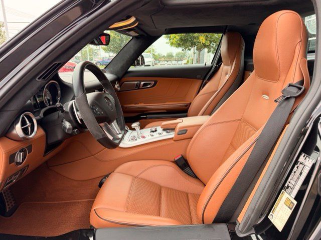 Used 2011 Mercedes-Benz SLS AMG Coupe image 18