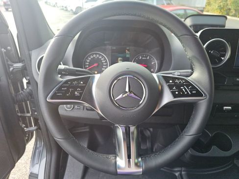 New 2025 Mercedes-Benz Sprinter 2500 image 22