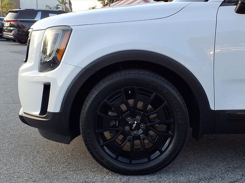 Certified 2022 Kia Telluride EX w/ EX Premium Package image 16