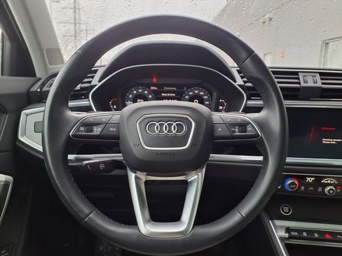 Used 2022 Audi Q3 2.0T Premium w/ Convenience Package image 16