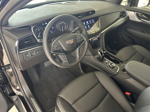 New 2026 Cadillac XT5 Premium Luxury w/ Driver Assist Package image 14