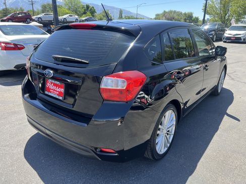 Used 2013 Subaru Impreza 2.0i Premium w/ Alloy Wheel Pkg + Moonroof AWD/4WD image 8