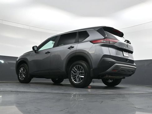 Used 2023 Nissan Rogue S AWD/4WD image 46