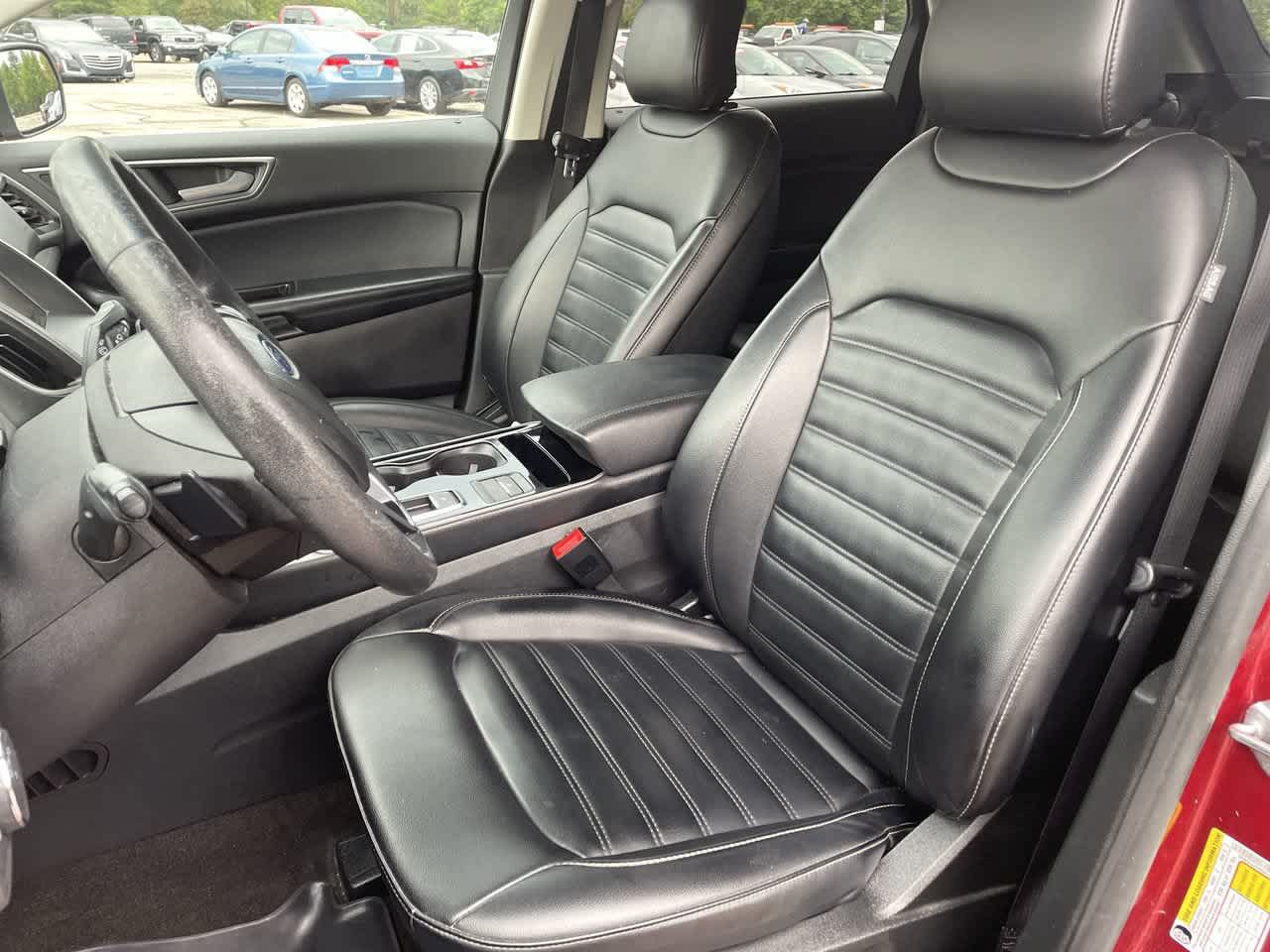 Used 2019 Ford Edge SEL w/ Equipment Group 201A AWD/4WD image 12