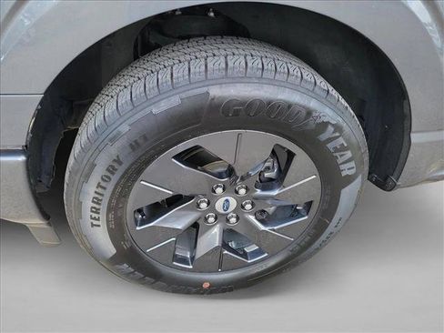 Used 2025 Ford F150 STX w/ Equipment Group 200A RWD image 9