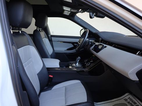 Used 2023 Land Rover Range Rover Evoque R-Dynamic S AWD/4WD image 30