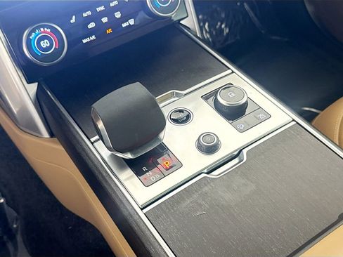 Used 2023 Land Rover Range Rover SE AWD/4WD image 16