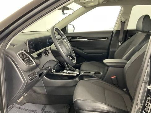 Used 2025 Kia Seltos S FWD image 10