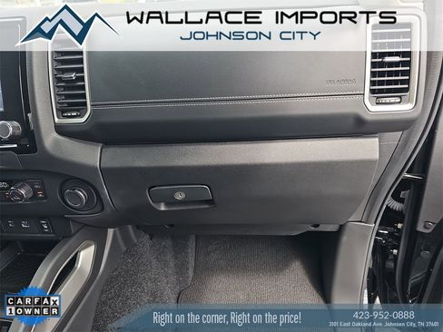 Used 2024 Nissan Frontier SL image 42