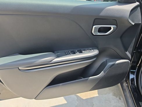 New 2026 Kia K4 FWD image 16