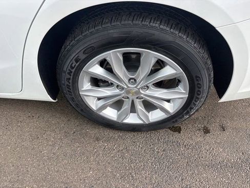 Used 2023 Chevrolet Malibu LT w/ LPO, Floor Liner Package FWD image 44