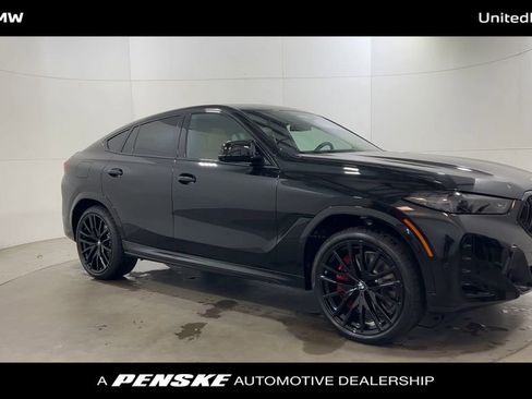 New 2026 BMW X6 M60i image 2