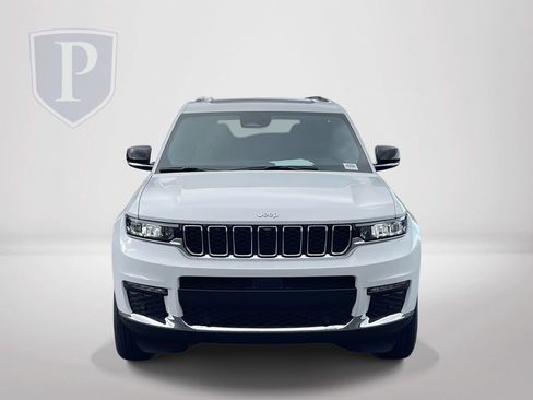 New 2025 Jeep Grand Cherokee L Limited w/ Luxury Tech Group II image 3