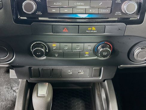 Used 2022 Nissan Frontier S image 22