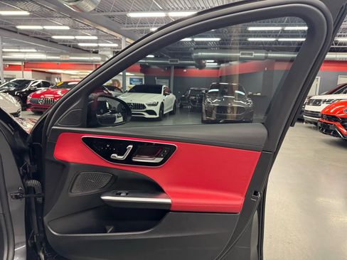 Used 2023 Mercedes-Benz C 43 AMG 4MATIC Sedan image 31
