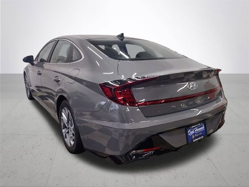 Certified 2023 Hyundai Sonata SEL w/ Convenience Package image 13