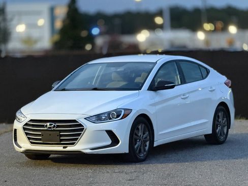 Used 2018 Hyundai Elantra SEL FWD image 6