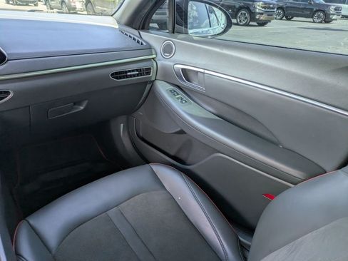 Used 2023 Hyundai Sonata SEL Plus FWD image 16