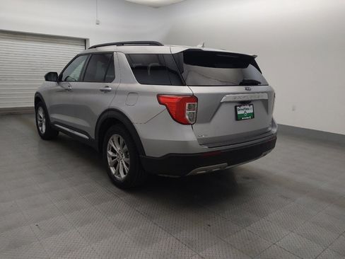 Used 2020 Ford Explorer XLT w/ Equipment Group 202A RWD image 5