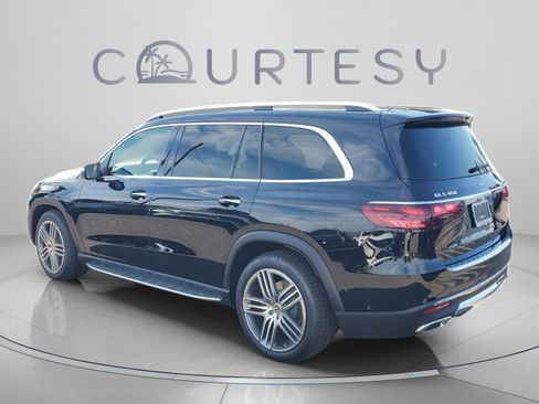 Certified 2026 Mercedes-Benz GLS 450 4MATIC image 3