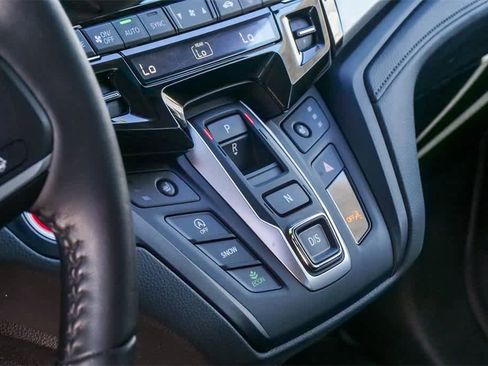 Used 2024 Honda Odyssey EX-L image 19