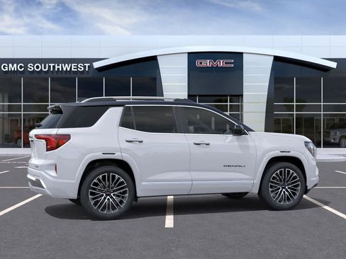 New 2026 GMC Terrain Denali w/ LPO, Black Badging Package AWD/4WD image 5