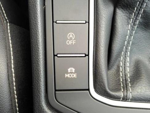 Used 2022 Volkswagen Jetta SEL FWD image 49