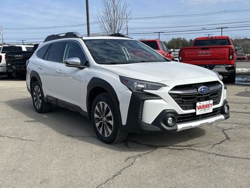 Used 2023 Subaru Outback Touring XT image 3