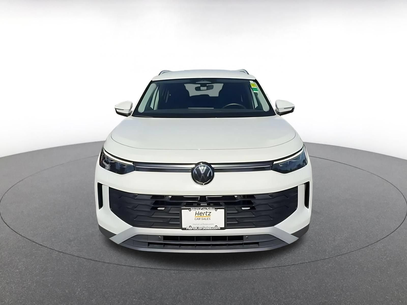 Used 2026 Volkswagen Tiguan SE FWD image 4