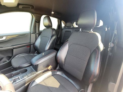 Used 2024 Ford Escape ST-Line FWD image 11