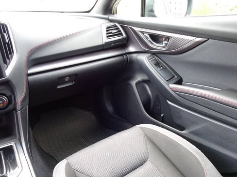 Used 2018 Subaru Impreza 2.0i Sport AWD/4WD image 17