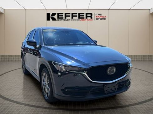 Used 2020 MAZDA CX-5 Signature AWD/4WD image 8