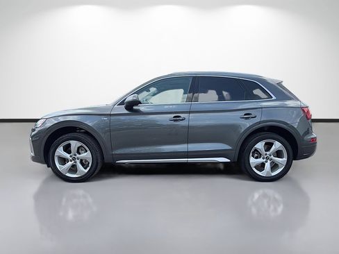 Used 2022 Audi Q5 2.0T Premium Plus w/ Premium Plus Package AWD/4WD image 6