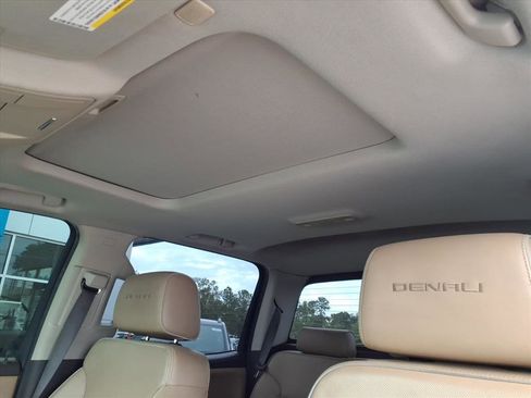 Used 2018 GMC Sierra 2500 Denali w/ Duramax Plus Package image 16
