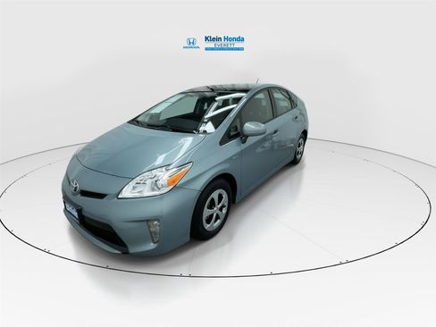 Used 2015 Toyota Prius Three w/ Solar Roof Package image 6