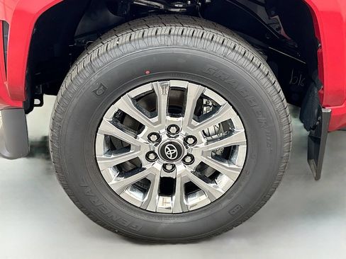 New 2026 Toyota Tacoma Limited AWD/4WD image 28