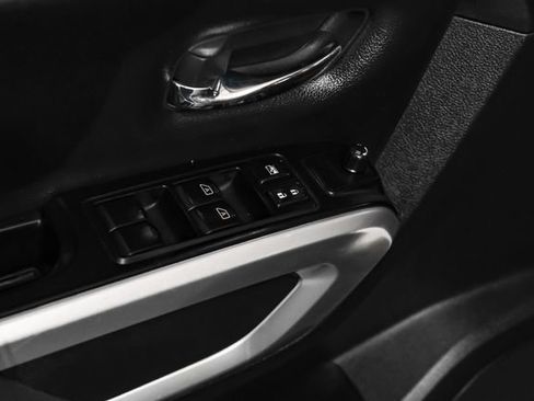 Used 2019 Nissan Titan PRO-4X image 41