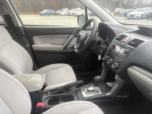 Used 2015 Subaru Forester 2.5i Premium w/ All-Weather Package image 5