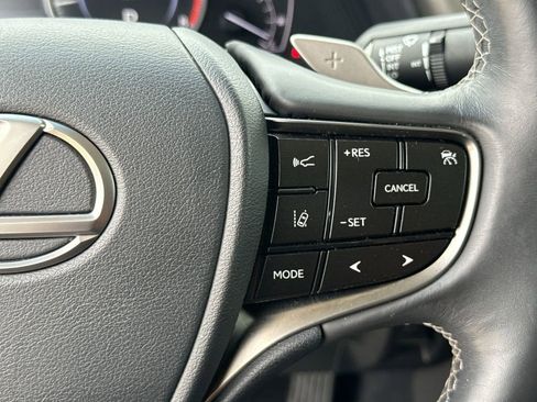 Used 2020 Lexus ES 350 w/ Accessory Package 2 FWD image 27