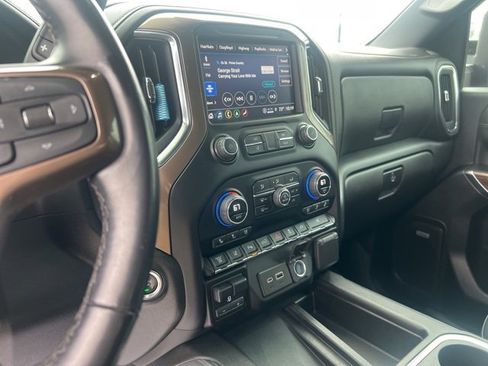 Used 2023 Chevrolet Silverado 2500 High Country image 21