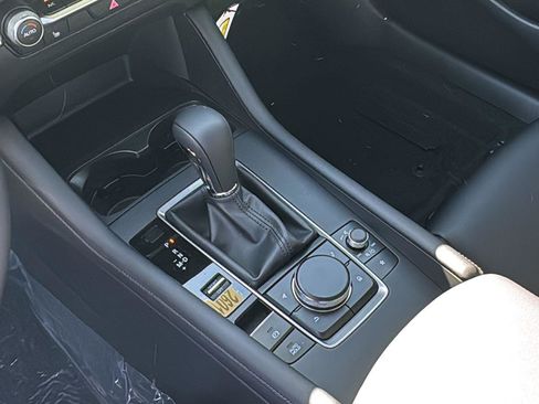 New 2026 MAZDA MAZDA3 2.5 S Sedan w/ Preferred Pkg image 18